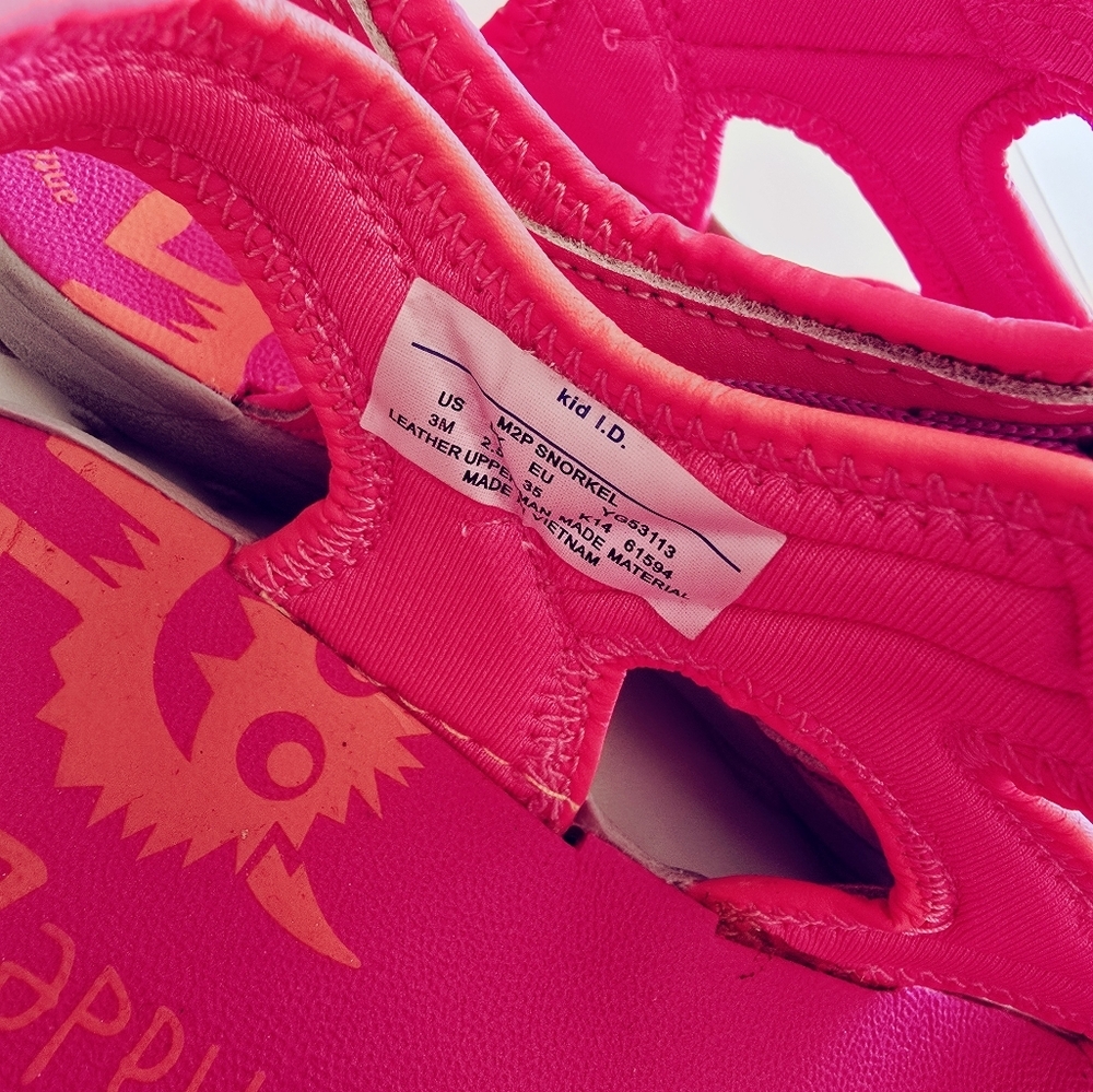 NEW! Stride Rite Sandals - Picture 2 of 6